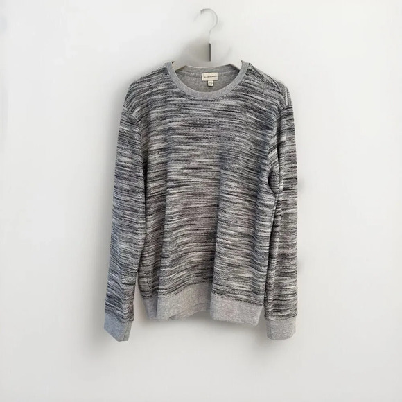 Club Monaco Men’s Textured Crew Neck Marled Grey Sweater Large J Crew Uniqlo - Picture 1 of 4